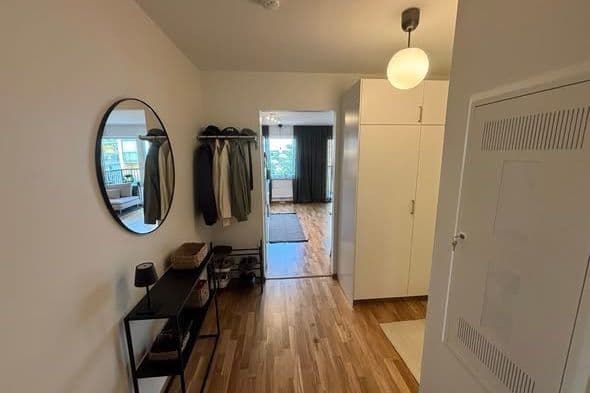 Ljus 1,5:a med balkong i Ekkällan