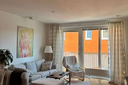 Mysig 2:a nära Campus Valla – möblerad