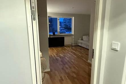 Nyrenoverad 1:a nära city i Linköping